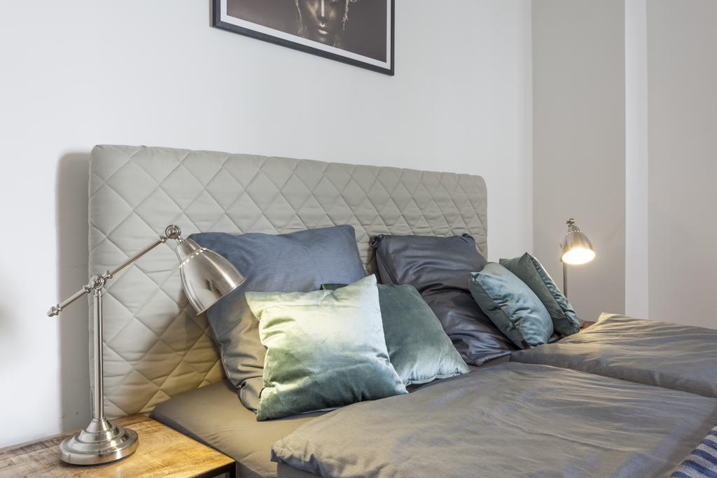 The Rheinsberger - Cosy 2Br One Living Room Up To 6 Berlin Luaran gambar