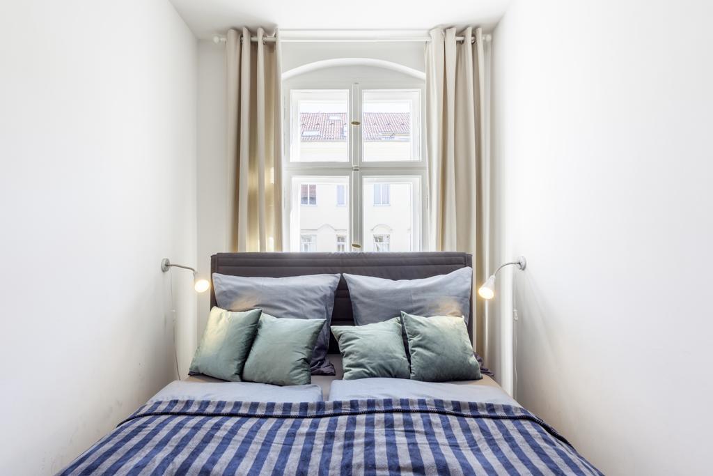 The Rheinsberger - Cosy 2Br One Living Room Up To 6 Berlin Luaran gambar