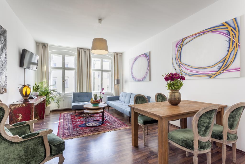 The Rheinsberger - Cosy 2Br One Living Room Up To 6 Berlin Luaran gambar