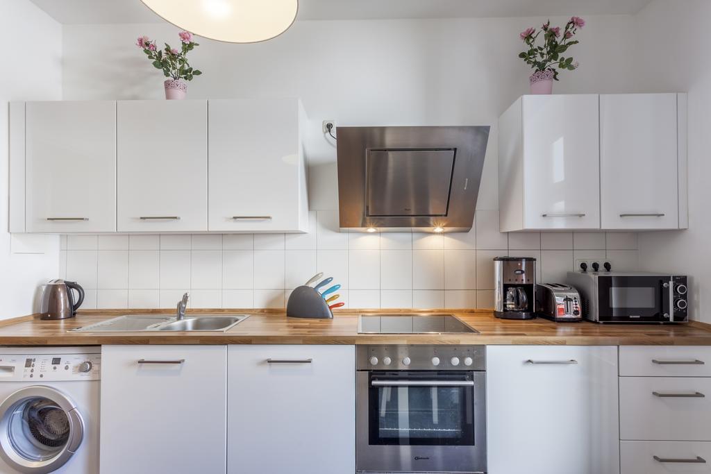 The Rheinsberger - Cosy 2Br One Living Room Up To 6 Berlin Luaran gambar